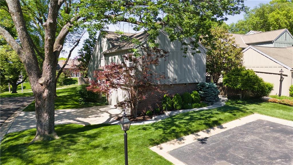 4306 W 111th Terrace Property Photo 45