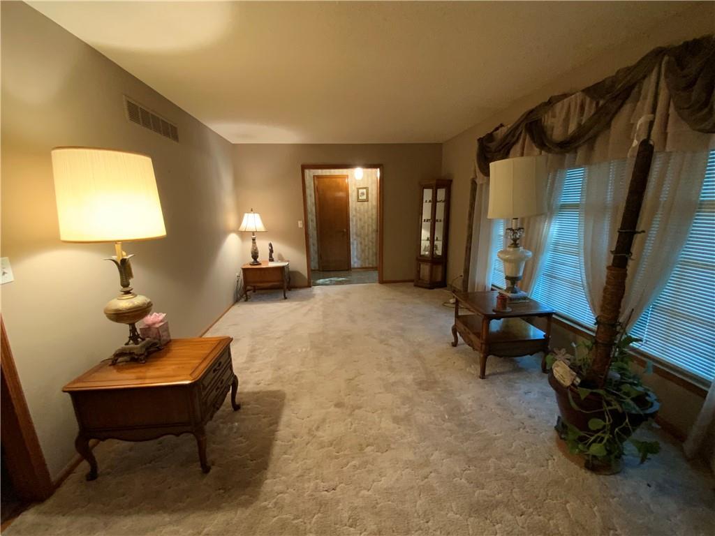 1507 N 82 Terrace Property Photo 6