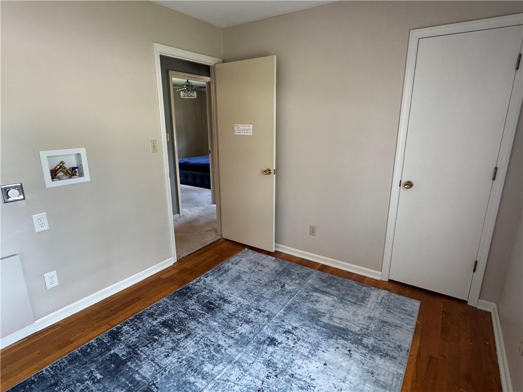4024 Surrey Lane Property Photo 19