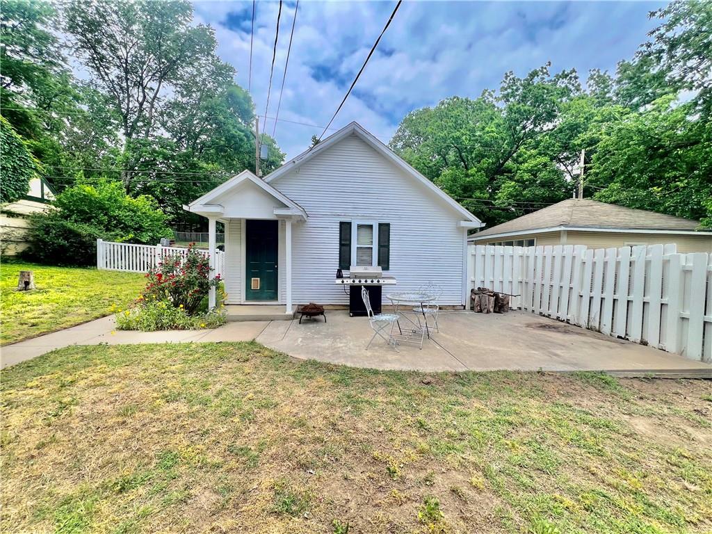409 N Park Boulevard Property Photo 36