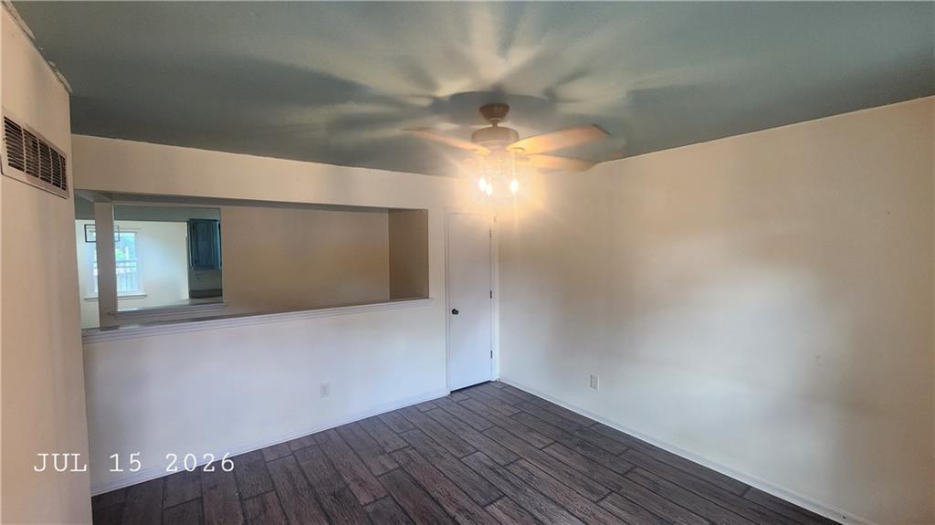 4308 N Bellaire Avenue Property Photo 2