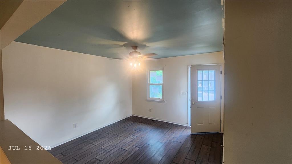4308 N Bellaire Avenue Property Photo 3