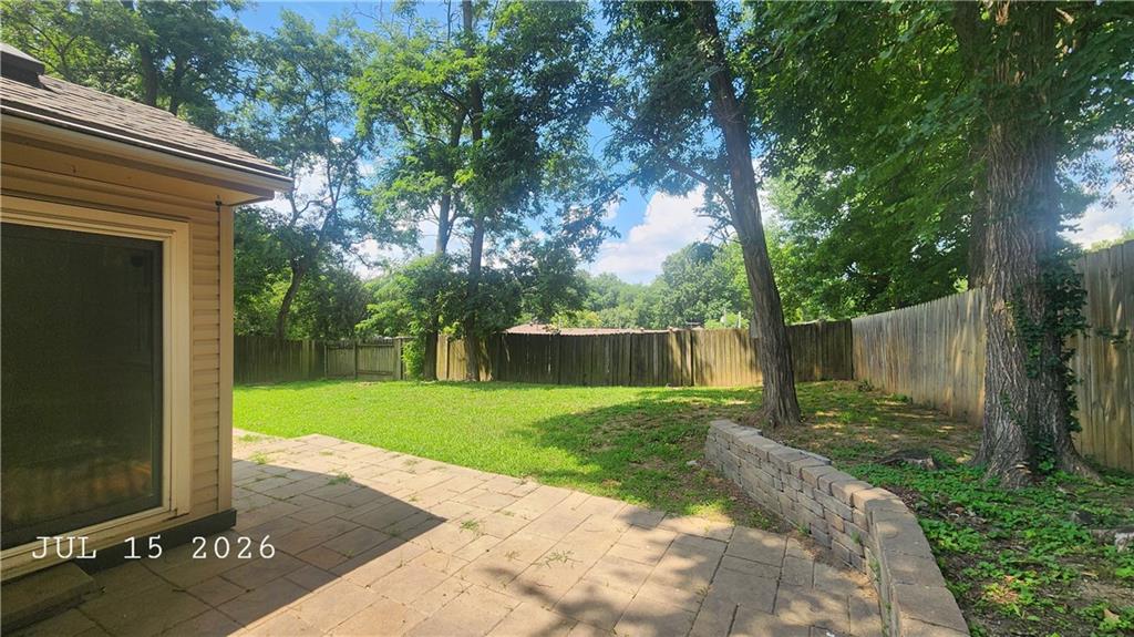 4308 N Bellaire Avenue Property Photo 20