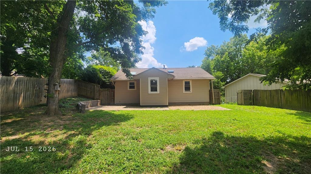 4308 N Bellaire Avenue Property Photo 21