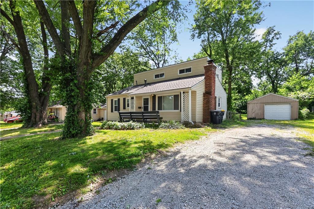 5318 N Garfield Avenue Property Photo 2
