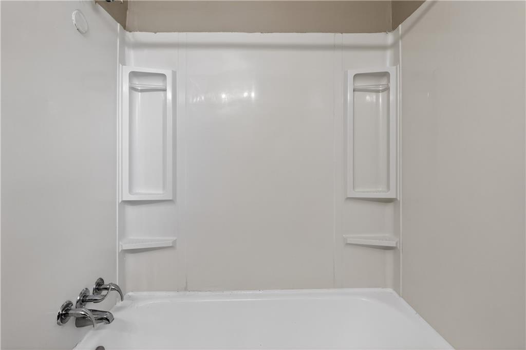 5318 N Garfield Avenue Property Photo 19