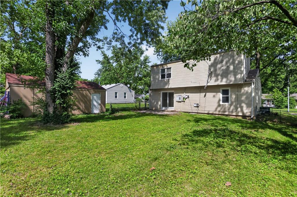 5318 N Garfield Avenue Property Photo 27