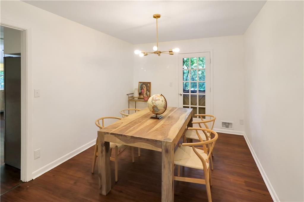 600 Christopher Street Property Photo 5