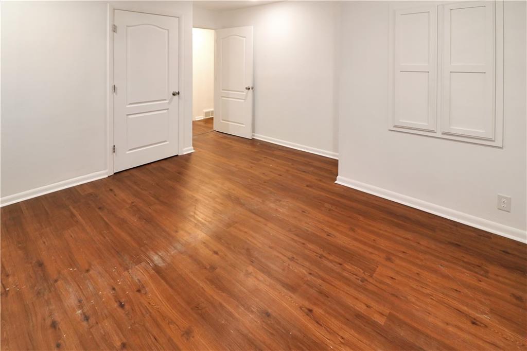 600 Christopher Street Property Photo 20