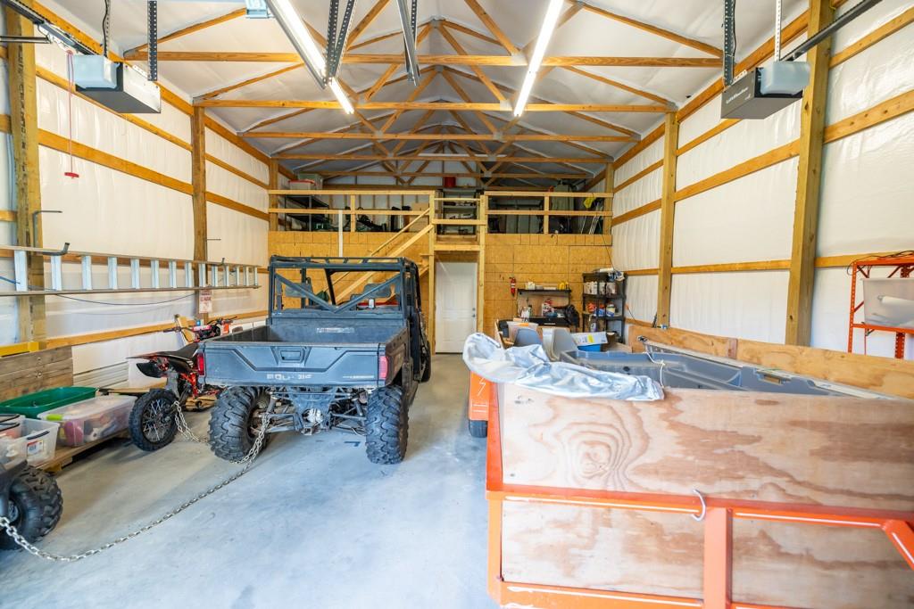 820 Nw B Highway Property Photo 13