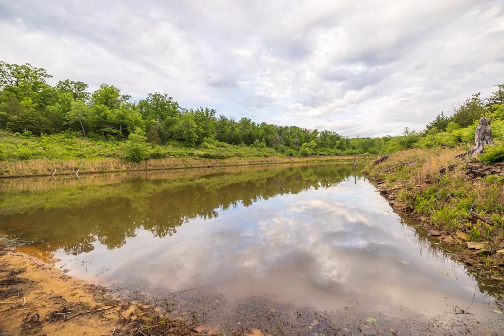 820 Nw B Highway Property Photo 32