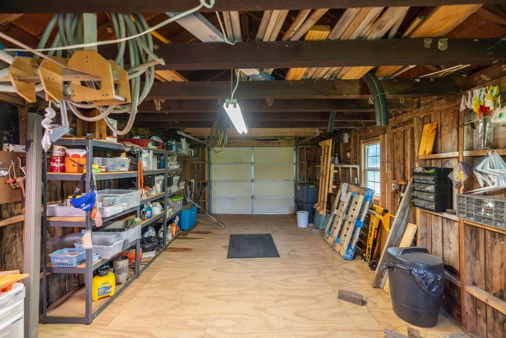 820 Nw B Highway Property Photo 38