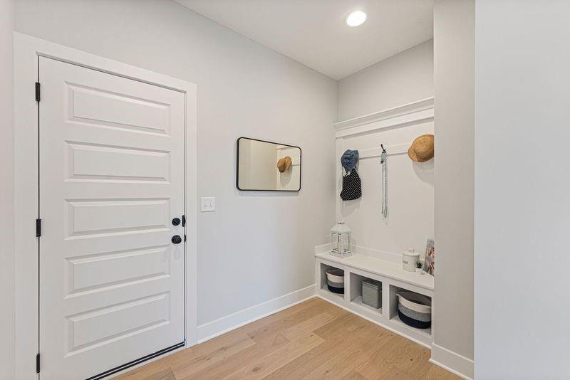 2433 W 177th Street Property Photo 14