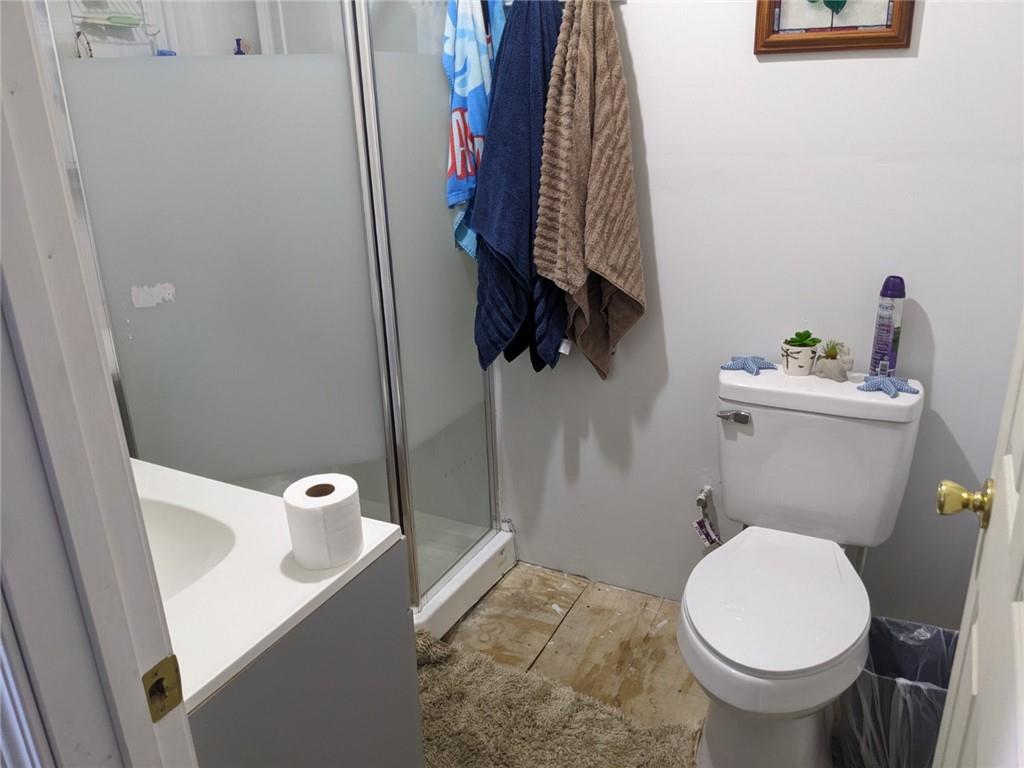 606 Brown Street Property Photo 8
