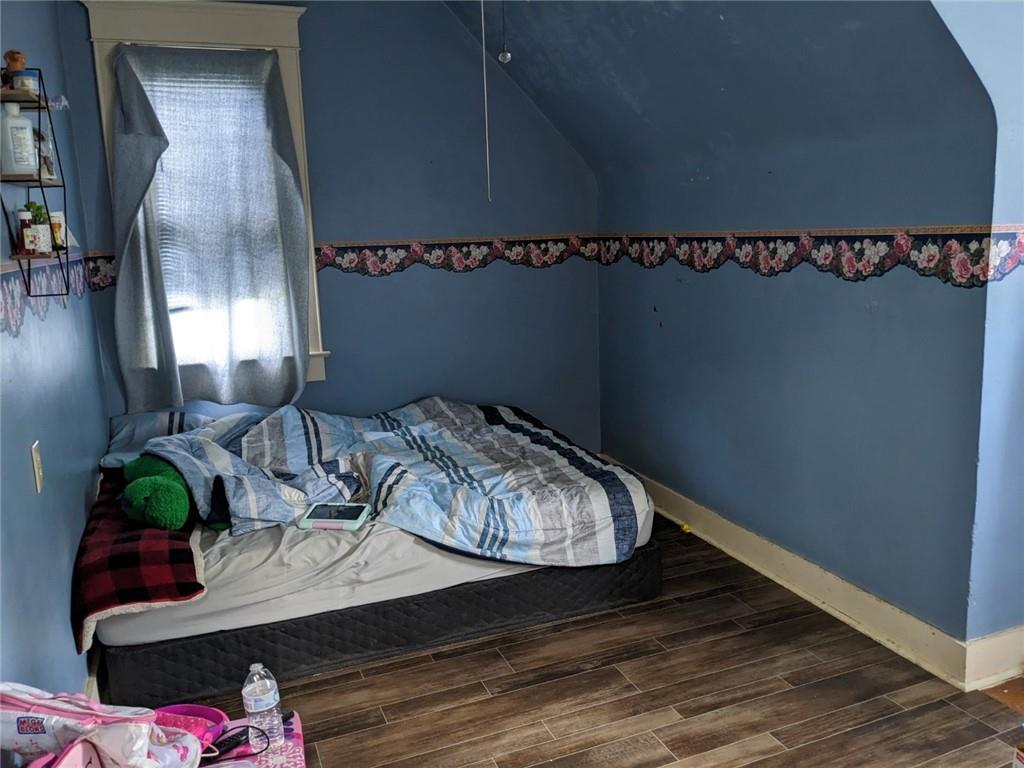 606 Brown Street Property Photo 13