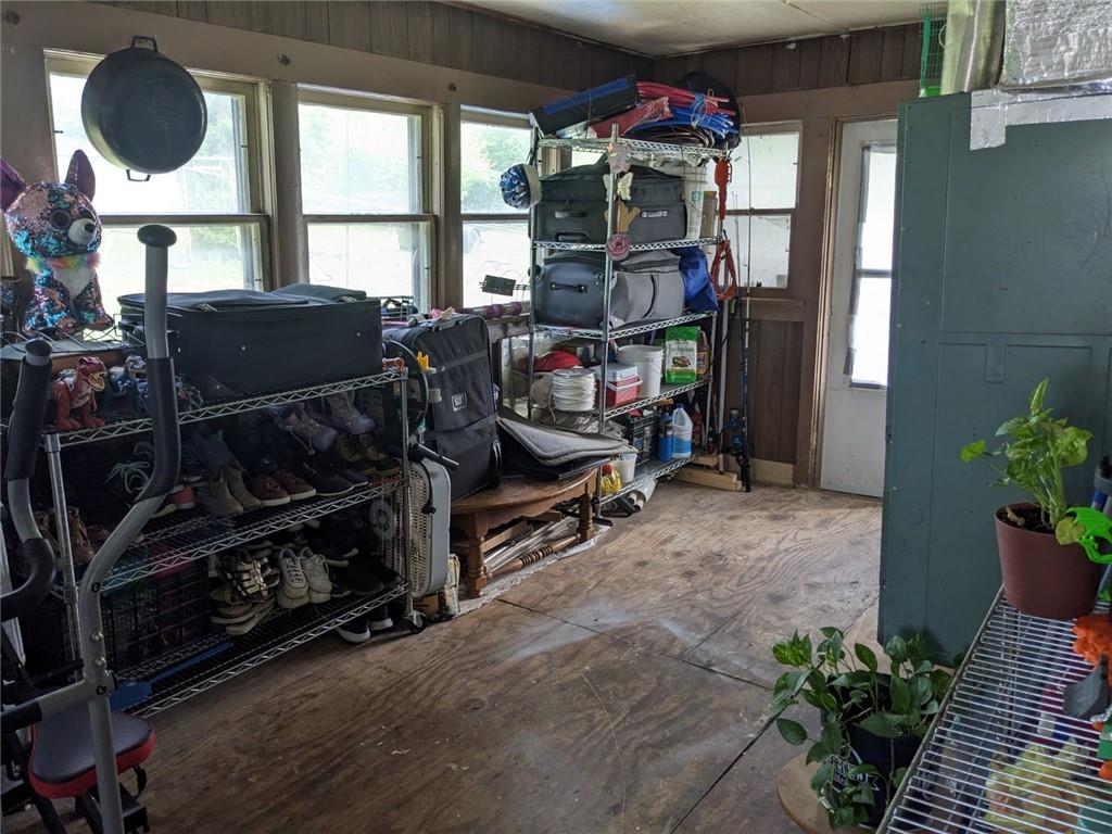 606 Brown Street Property Photo 16