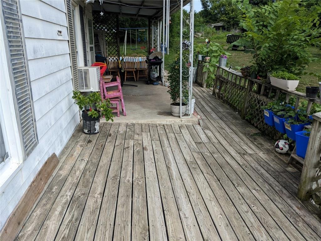 606 Brown Street Property Photo 18