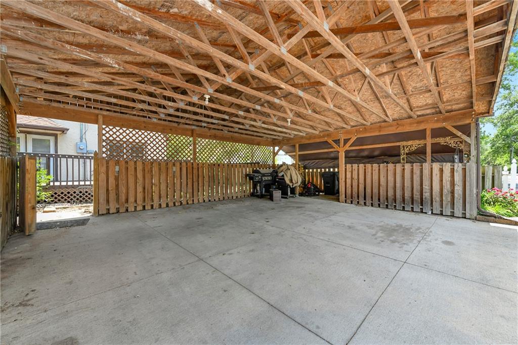 1500 S Broadway Street Property Photo 45