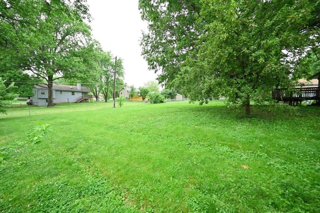 10526 N Walnut Street Property Photo 10