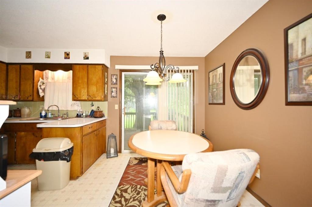 10526 N Walnut Street Property Photo 16