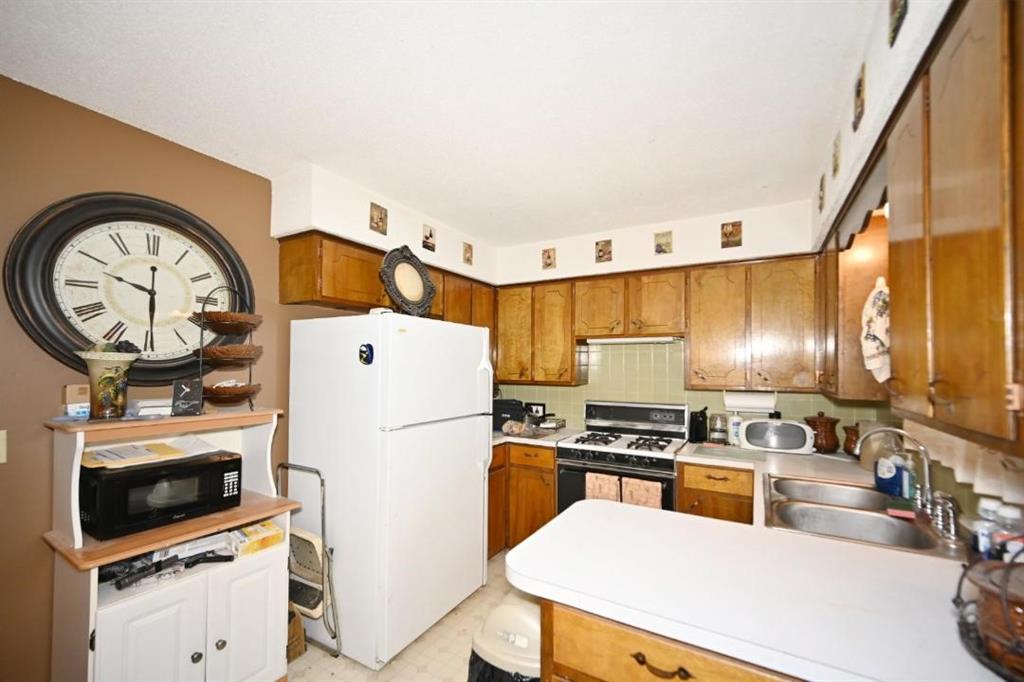 10526 N Walnut Street Property Photo 19
