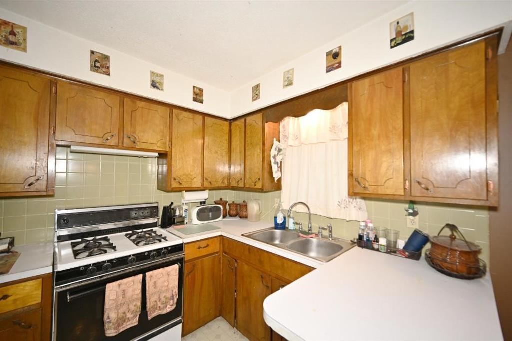 10526 N Walnut Street Property Photo 20