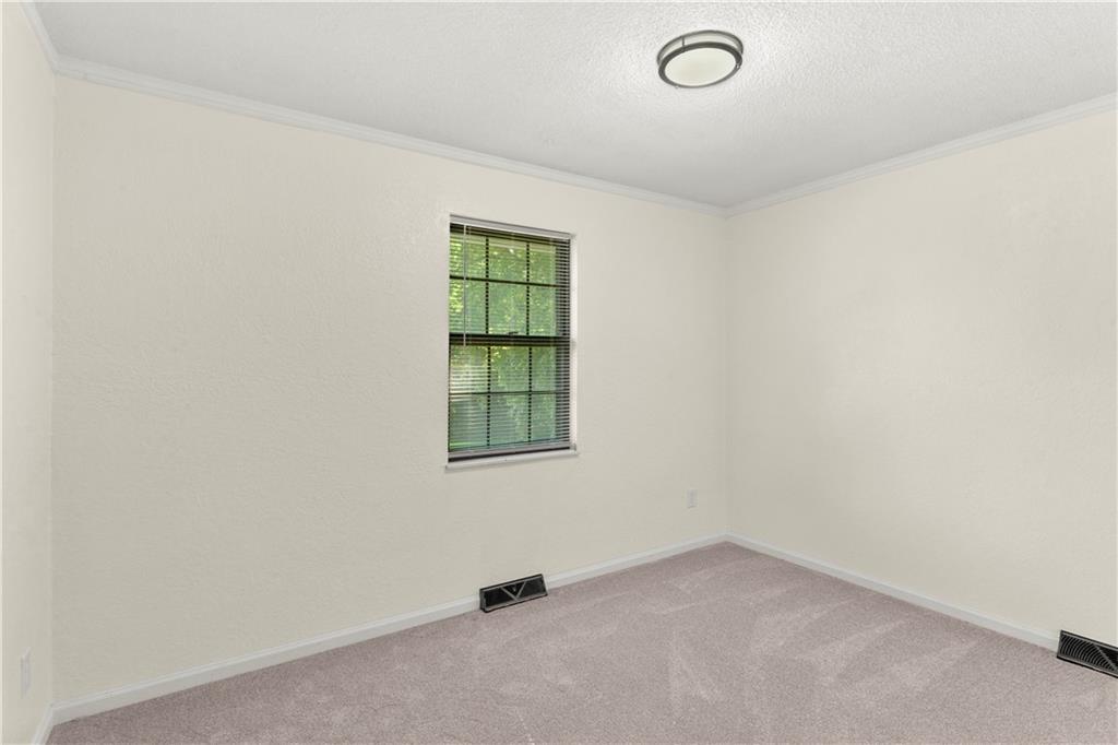 1334 S Main Street Property Photo 17