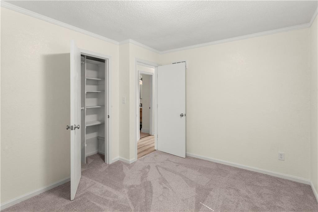 1334 S Main Street Property Photo 18