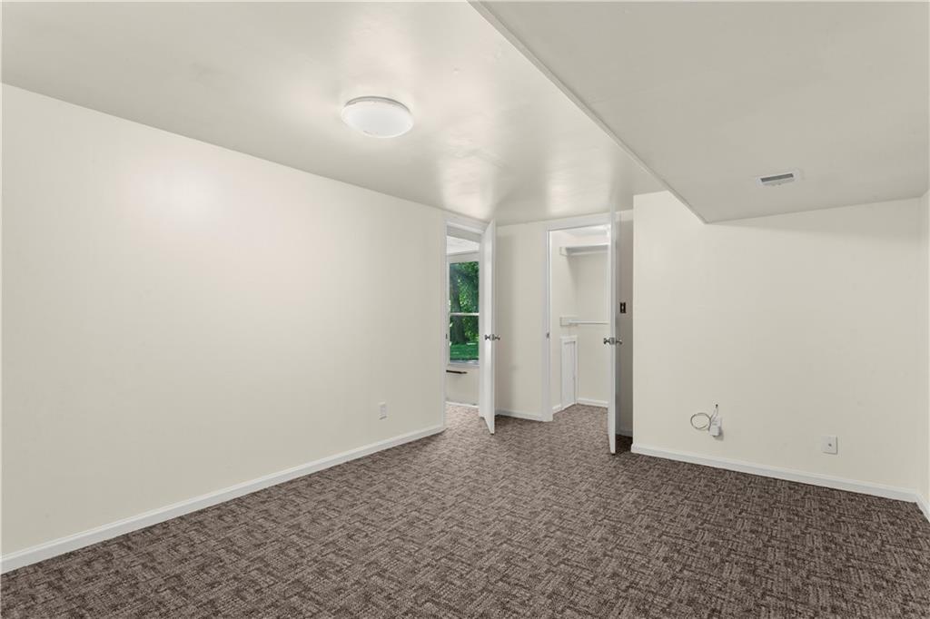 1334 S Main Street Property Photo 24