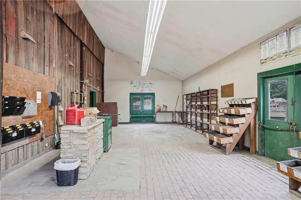 1820 County Park Road Property Photo 8