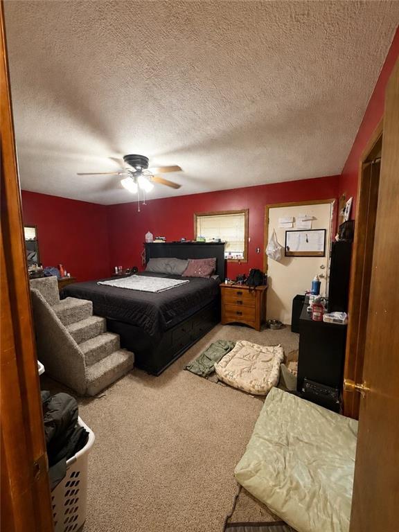 22211 E Blue Mills Road Property Photo 6