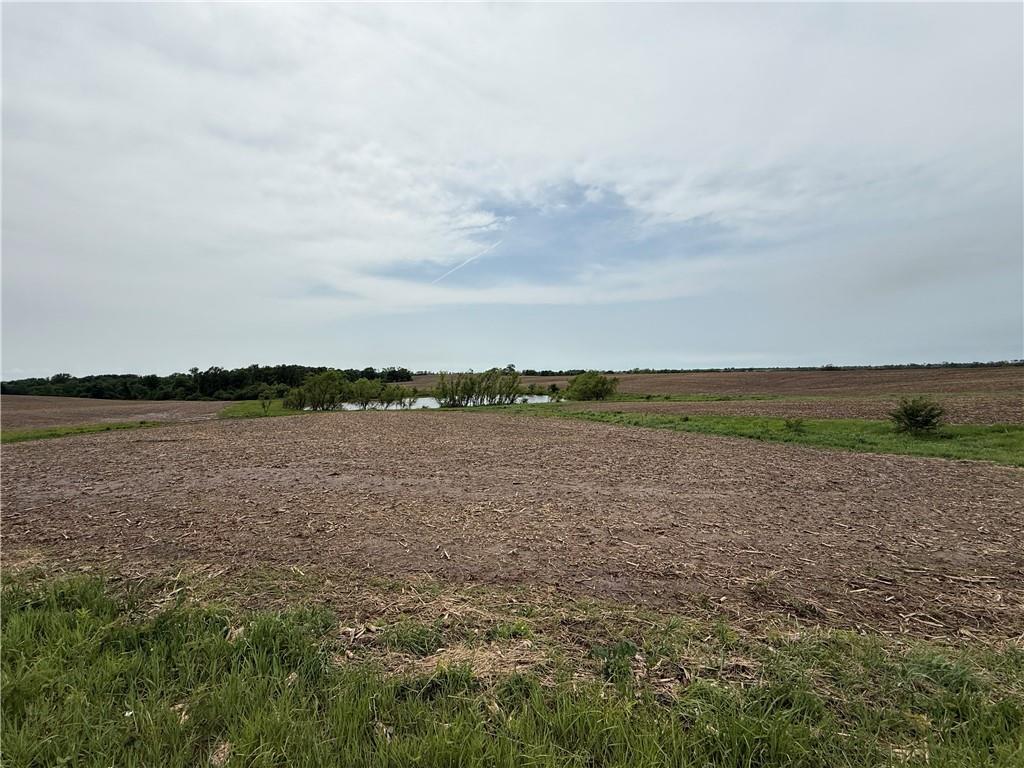 Y Highway Property Photo 1