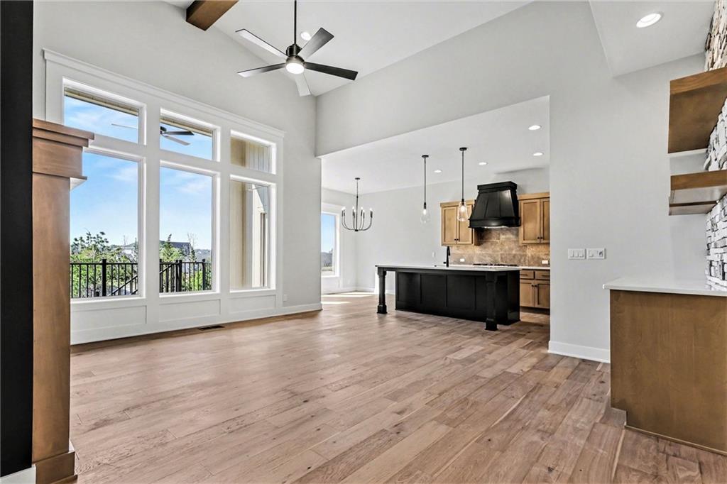 12413 W 184th Street Property Photo 7