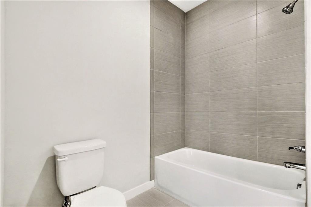 12413 W 184th Street Property Photo 25