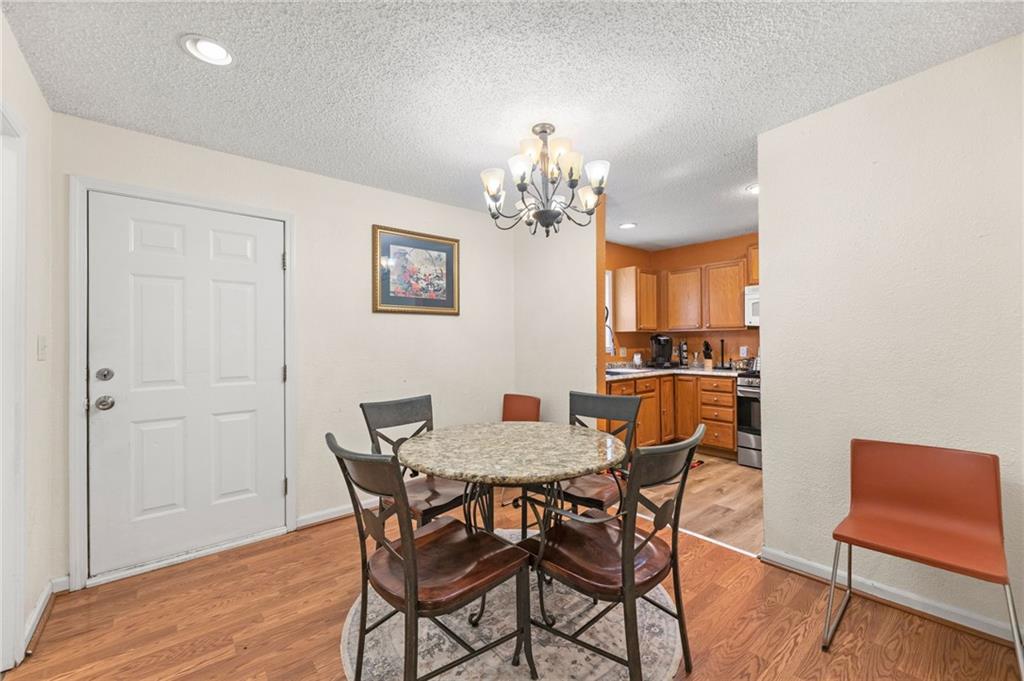 3435 Euclid Avenue Property Photo 8