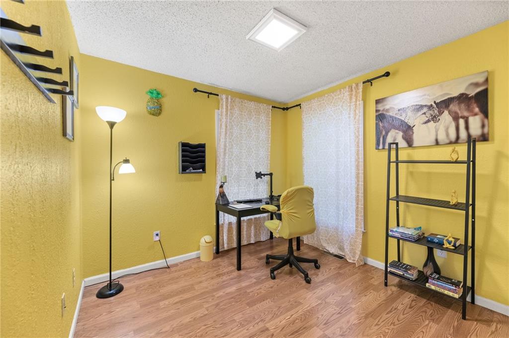 3435 Euclid Avenue Property Photo 15
