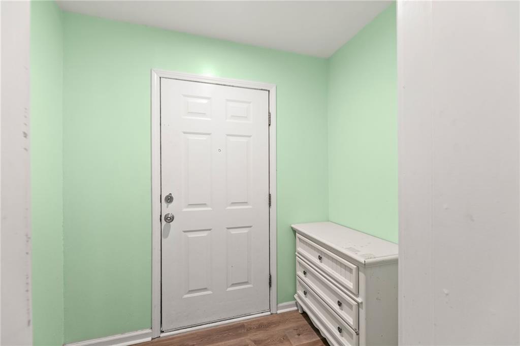 3435 Euclid Avenue Property Photo 29