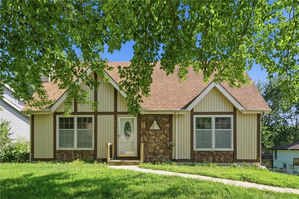6718 Brink Street Property Photo