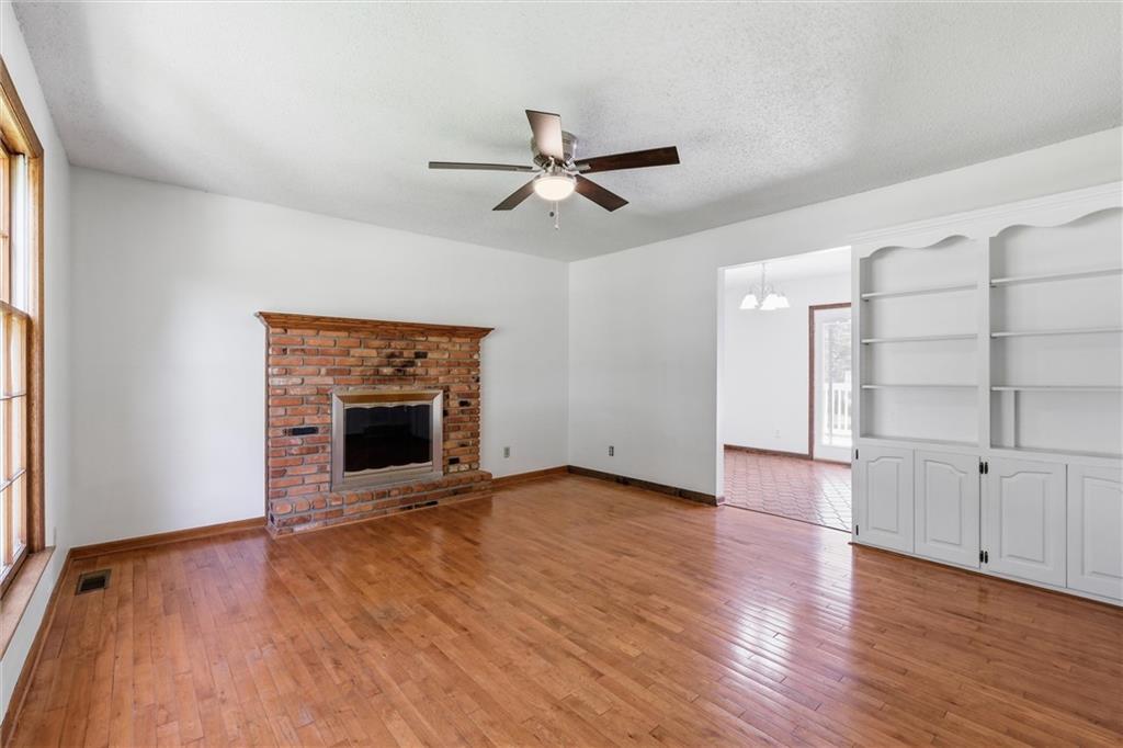 6718 Brink Street Property Photo 4