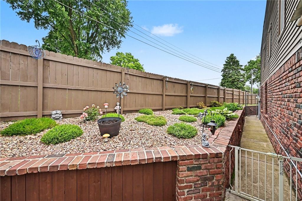 1 Ridgeland Road Property Photo 45