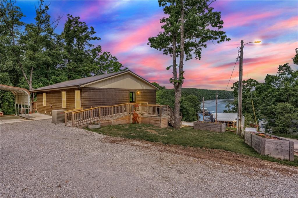 28251 Shore Road Property Photo 5