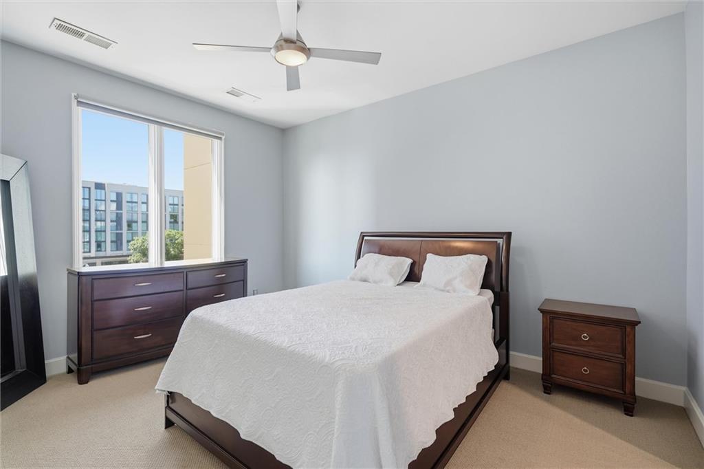4521 Wornall Road Property Photo 18