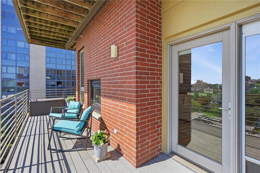 4521 Wornall Road Property Photo 28