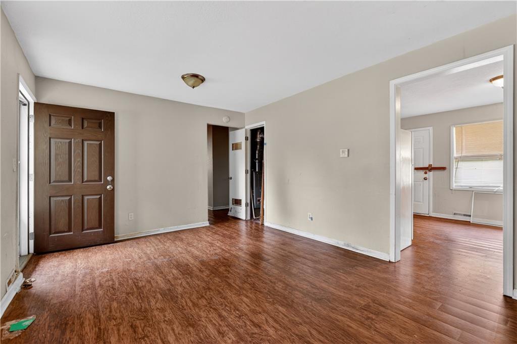 11401 Palmer Avenue Property Photo 6