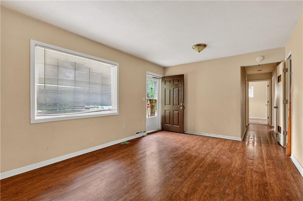 11401 Palmer Avenue Property Photo 7