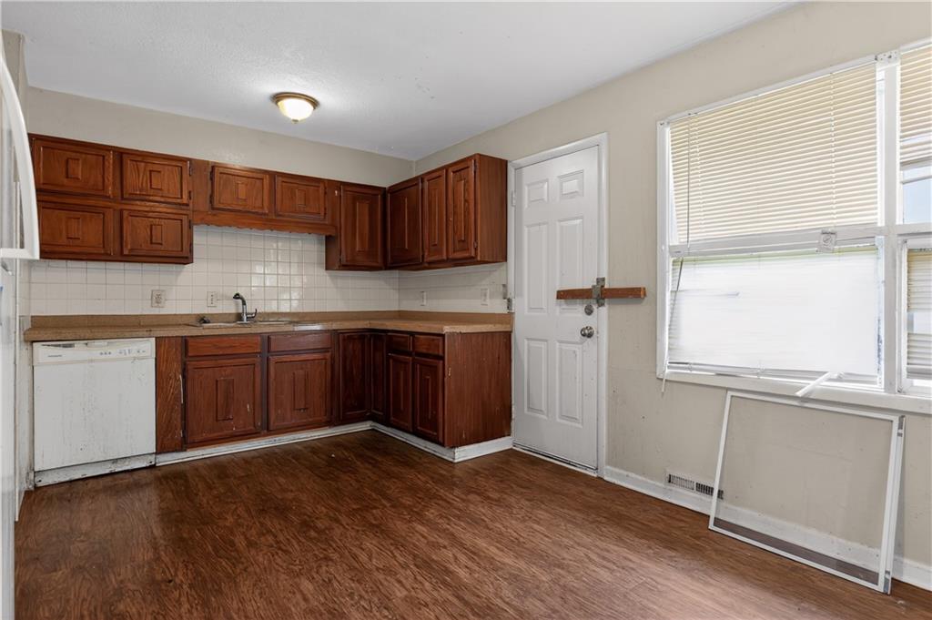 11401 Palmer Avenue Property Photo 10