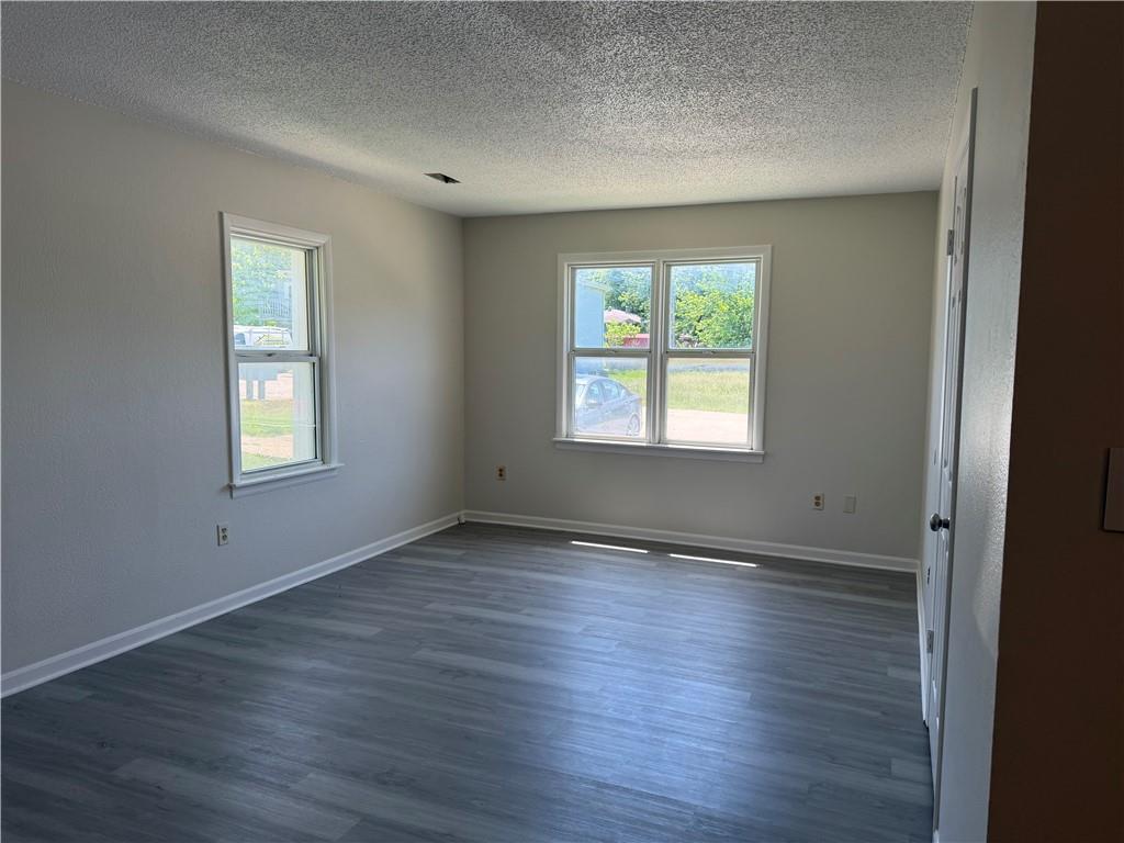 1100 Colonial Drive Property Photo 6