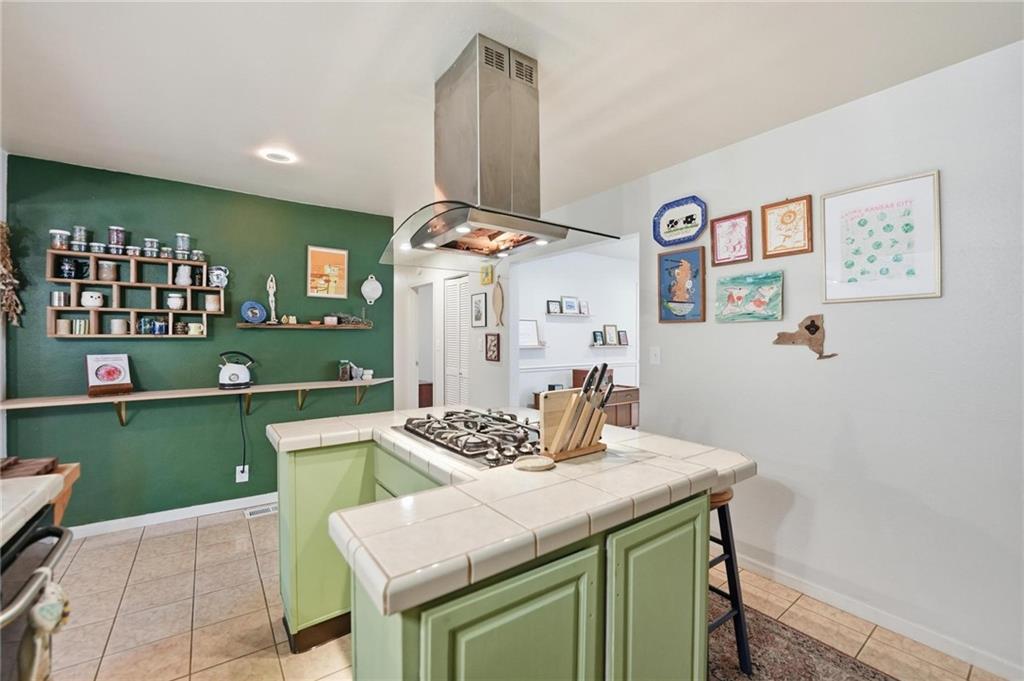 7305 James A Reed Road Property Photo 14