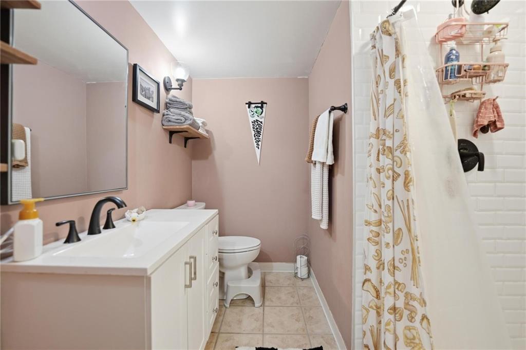 7305 James A Reed Road Property Photo 28