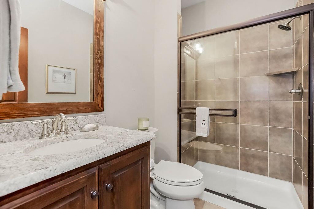 6817 Millbrook Street Property Photo 5